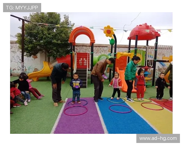 与小班幼儿增进感情的亲子互动游戏设计与实施方案